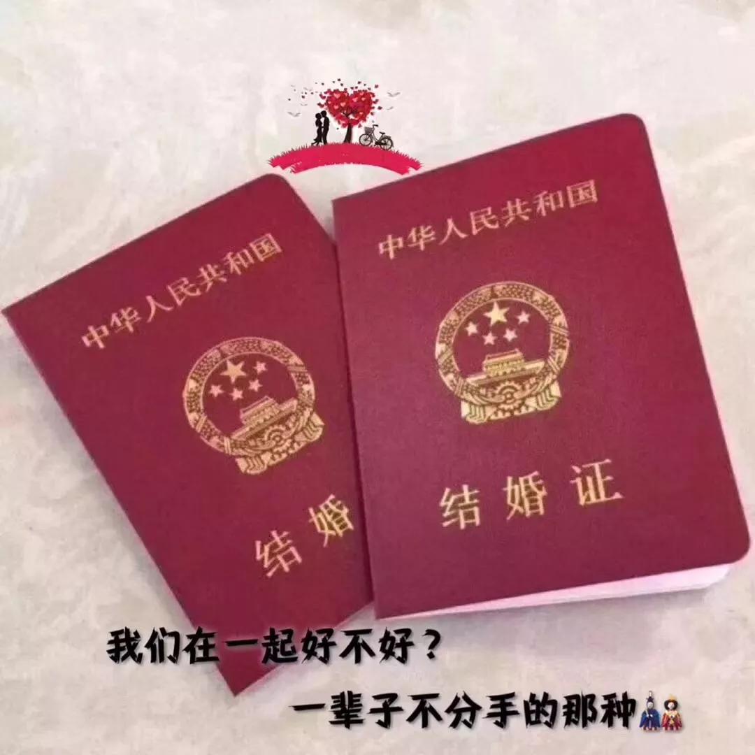 背景图：又丧又非主流的文字我只是习惯一个人，不是喜欢一个人