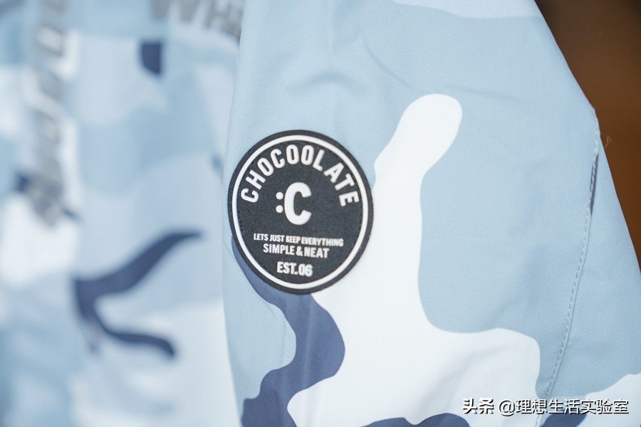 我们逛了天的成都时代奥莱，为你整理出这份春节新衣精明采购清单