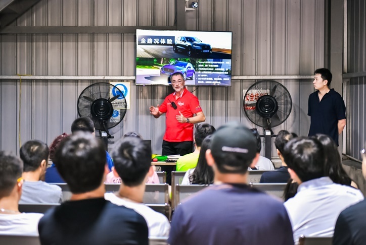 无畏驰骋驾驭全地形