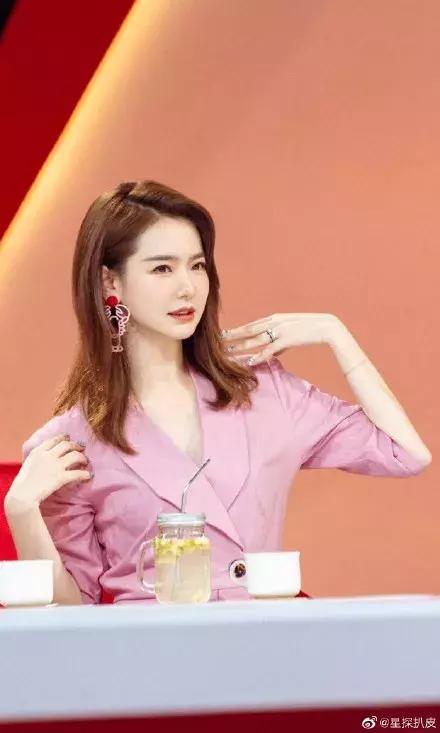 宋茜杨超越同框,宋茜杨超越