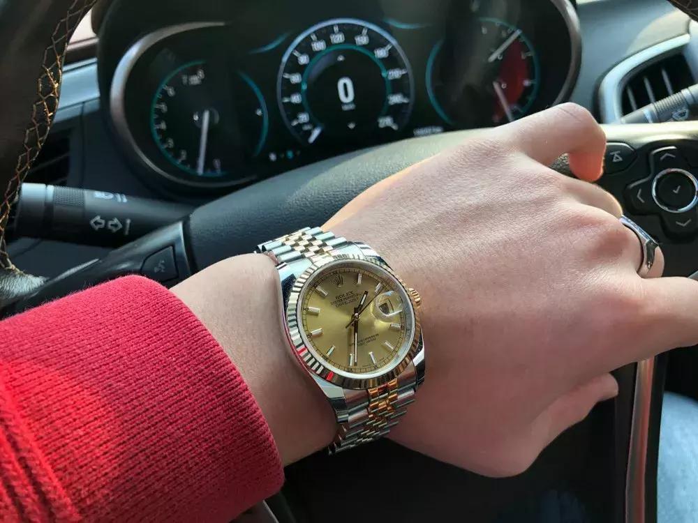 男人宁愿买最便宜的车，也要戴最贵的表，是我飘了吗？