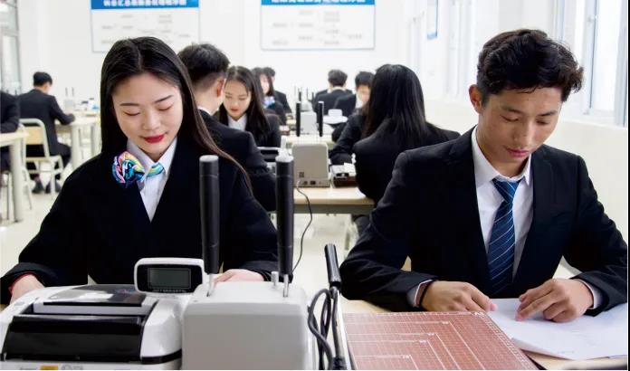 四川汽车职业技术学院招生报名,四川汽车职业技术学院2023单招