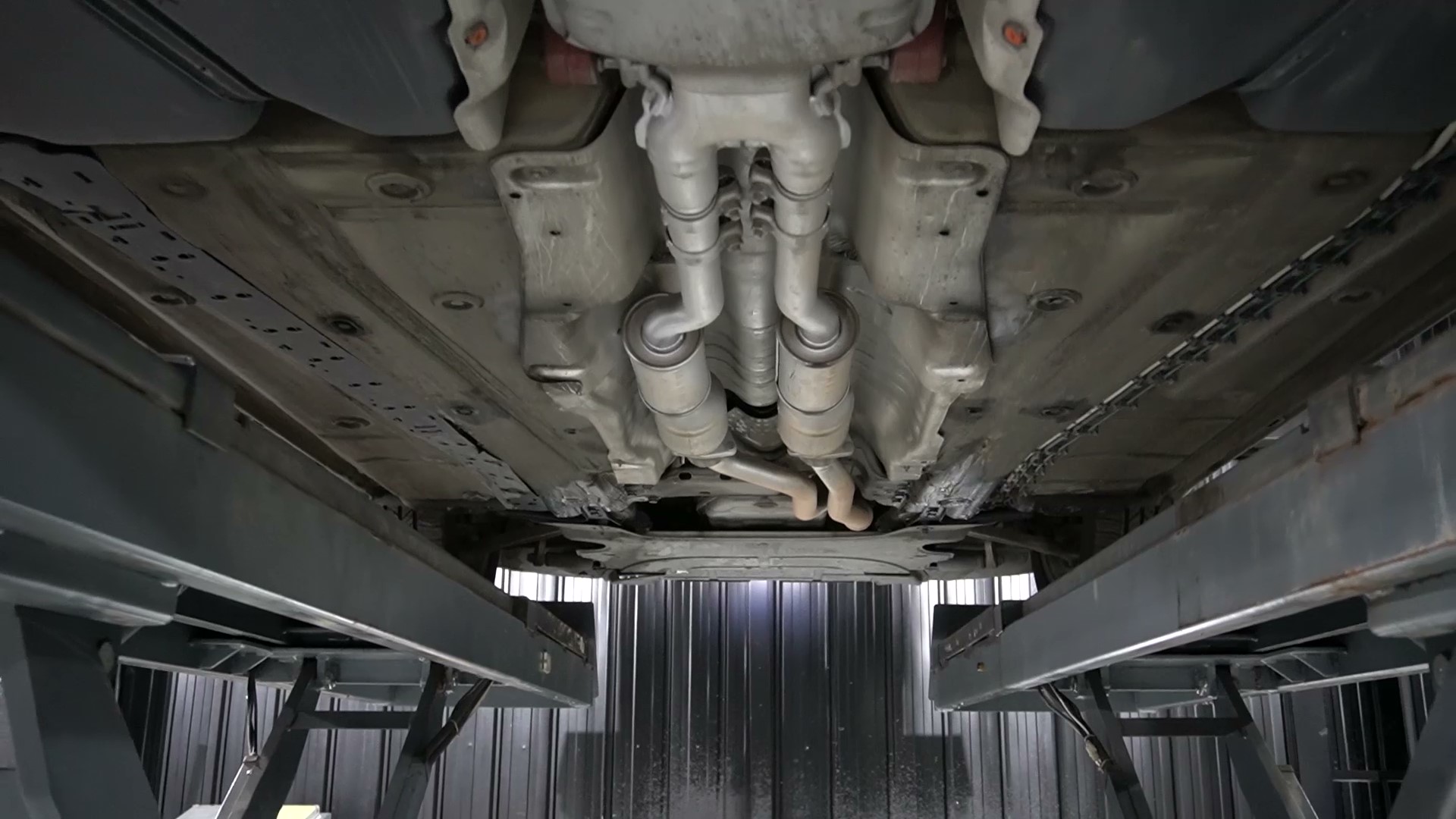 开了大众辉腾被朋友嫌弃,朋友把我辉腾卖了