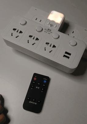 电子产品越来越智能,电子转换插座