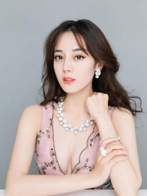 迪丽热巴与平安银行,平安信用卡迪丽热巴