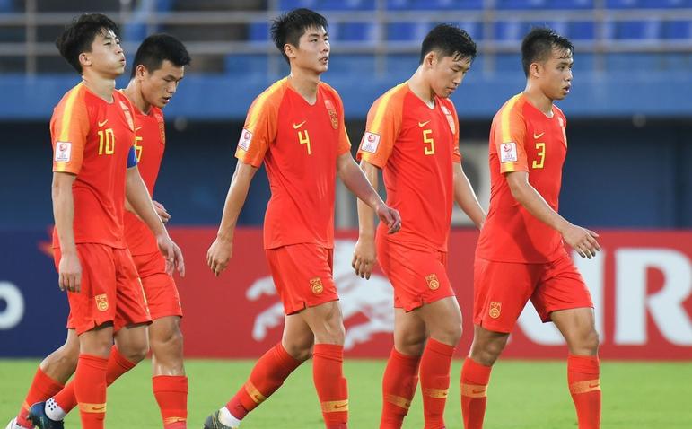 国足0:3惨败伊朗后怎么走,国足三连败输给了哪些国家