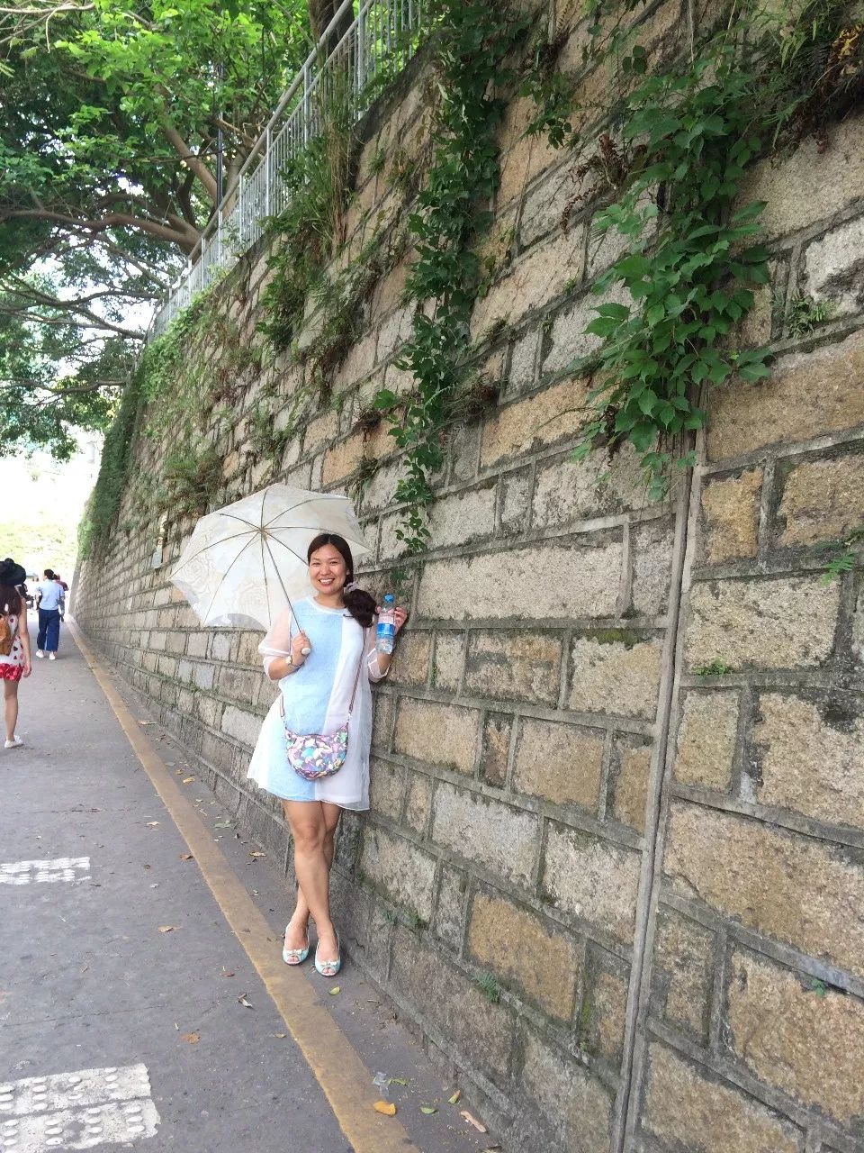 音符故事｜如果只能带三样东西，我选择带上书、带上爱、带上自由