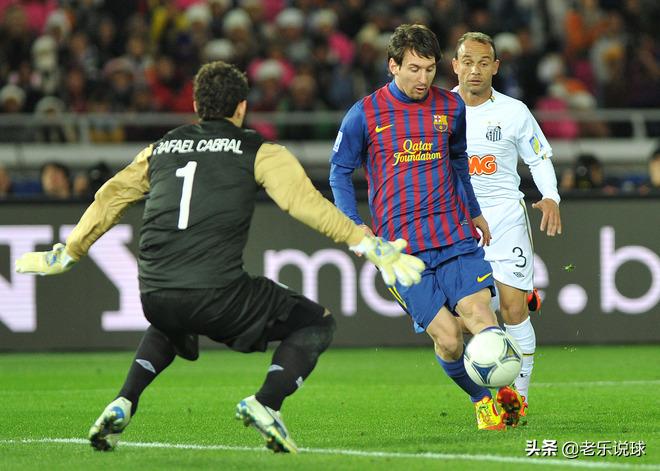 罗纳尔多梅西全方位对比谁厉害,罗纳尔多和梅西过人对比