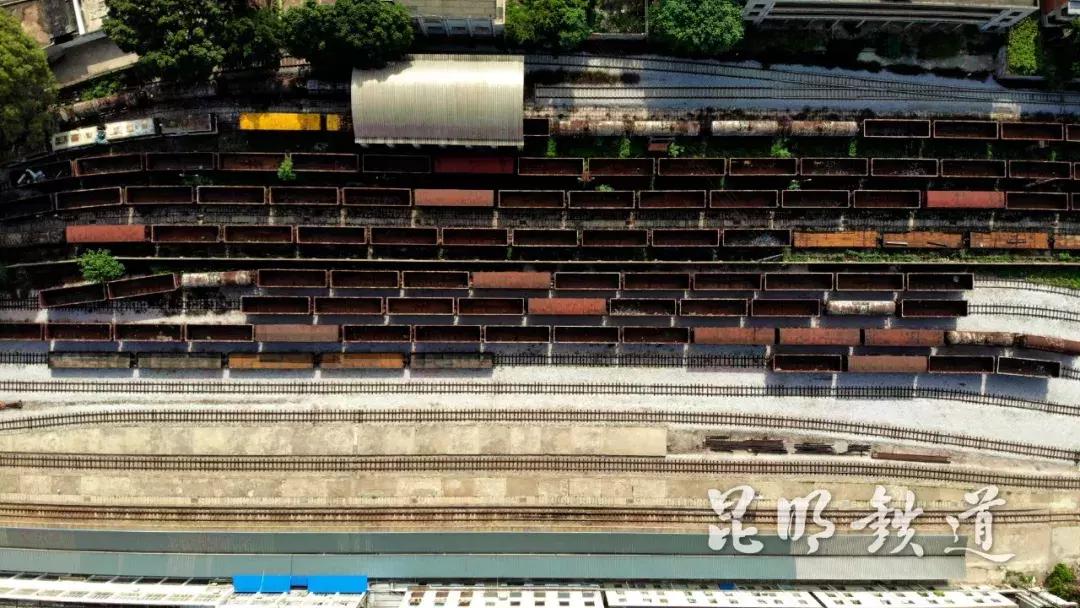 滇越米轨铁路全景图,百年滇越山谷铁路