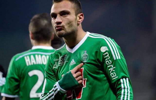 足坛跳槽狂魔：法国草根球员10年来从未缺席任何一个转会窗口