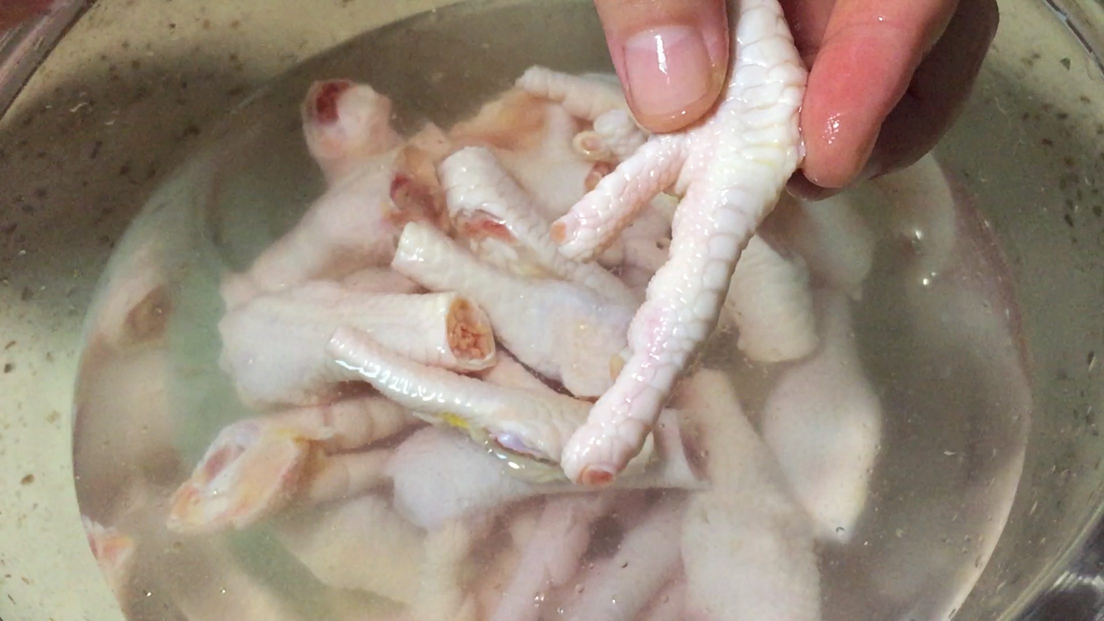 鸡爪下酒的方法,下酒鸡爪子最好吃的做法