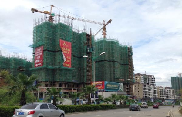 邂逅篇｜近2000个日夜自救，我与烂尾楼的恩怨情仇（一）