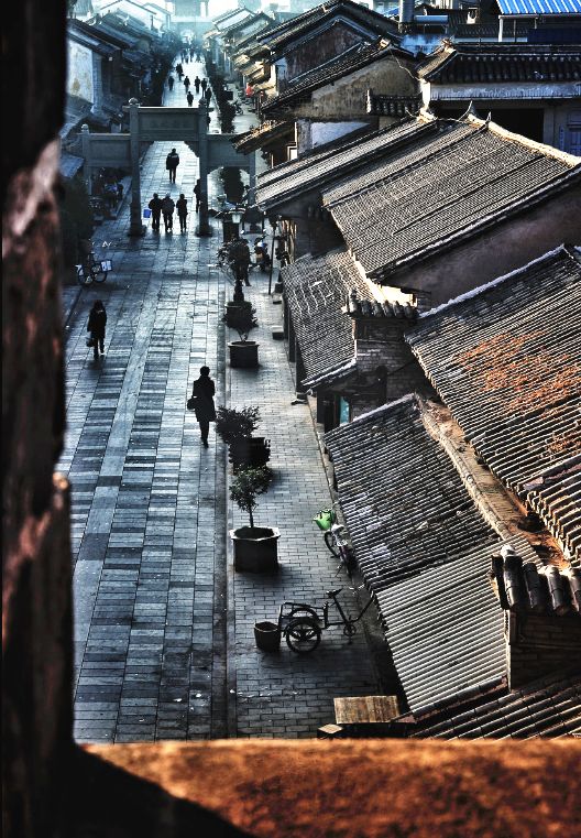 等一个人陪我去大理旅行,如果生活不如意不如一起去大理