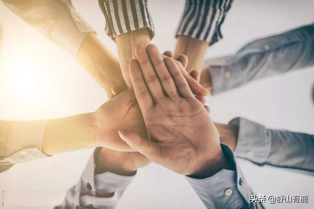 面对小人的背后恶语攻击怎么办,怎么对付谣言小人