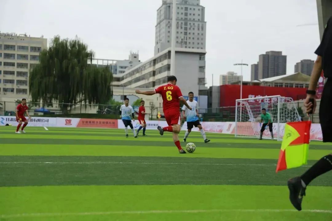 那些年我们追过的足球球星,那些年我们追过的天下足球