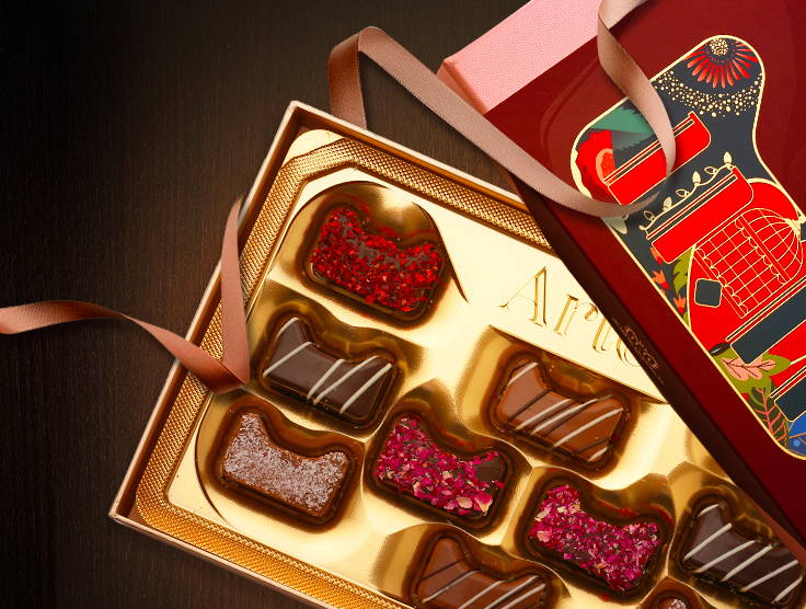 别人囤纸你囤脂！天猫食品预售火爆，光吮指原味鸡就卖出100万块