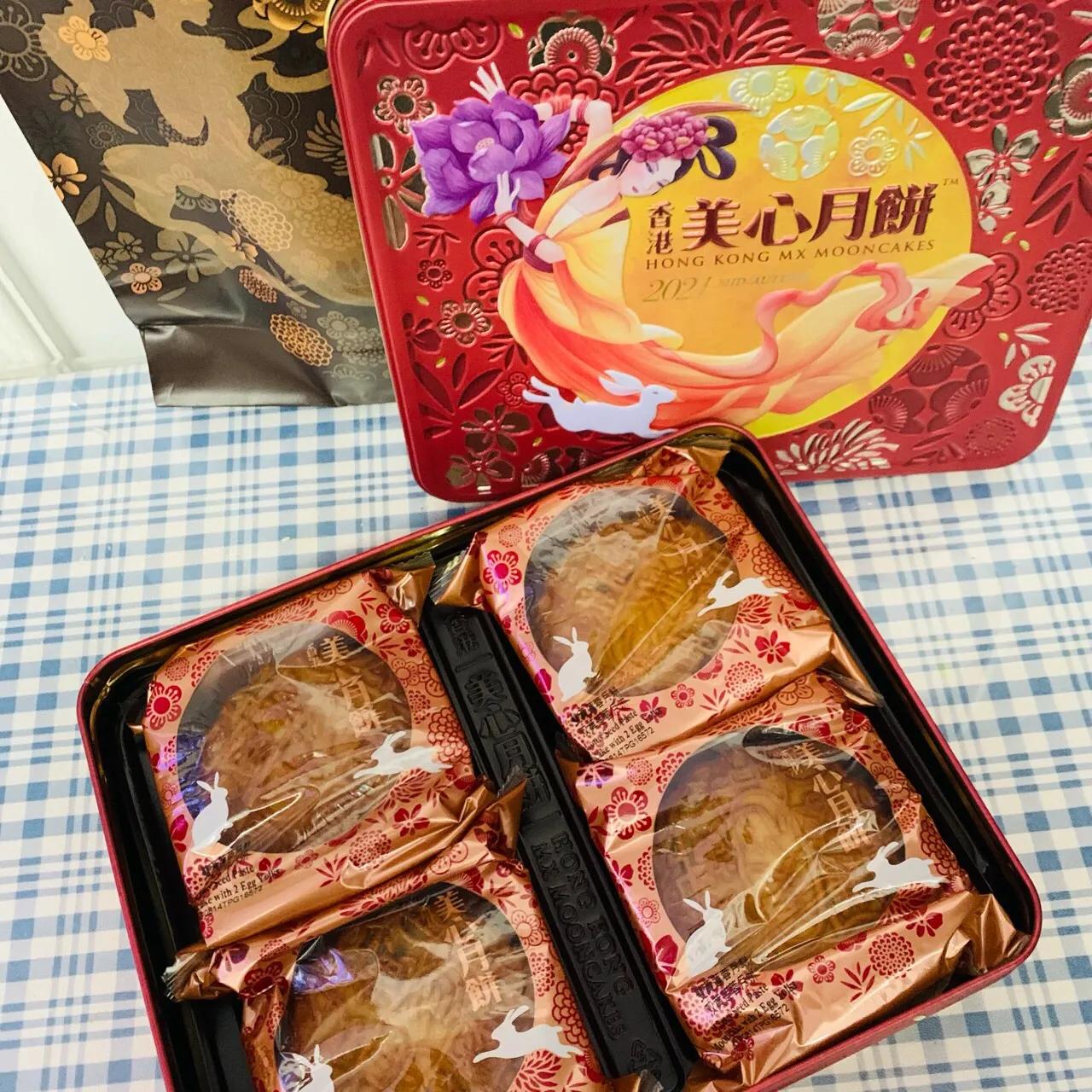 包装很好看的月饼,月饼包装的再好不如老式的好吃