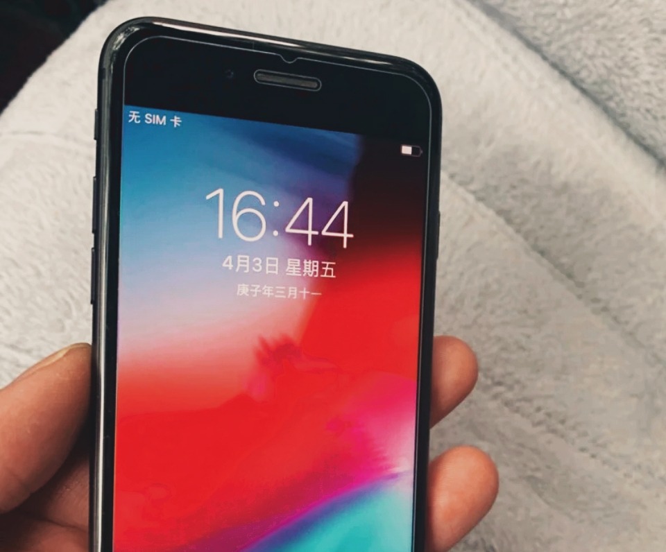 一周的轻度体验，iPhone8真实上手有一说一！=---