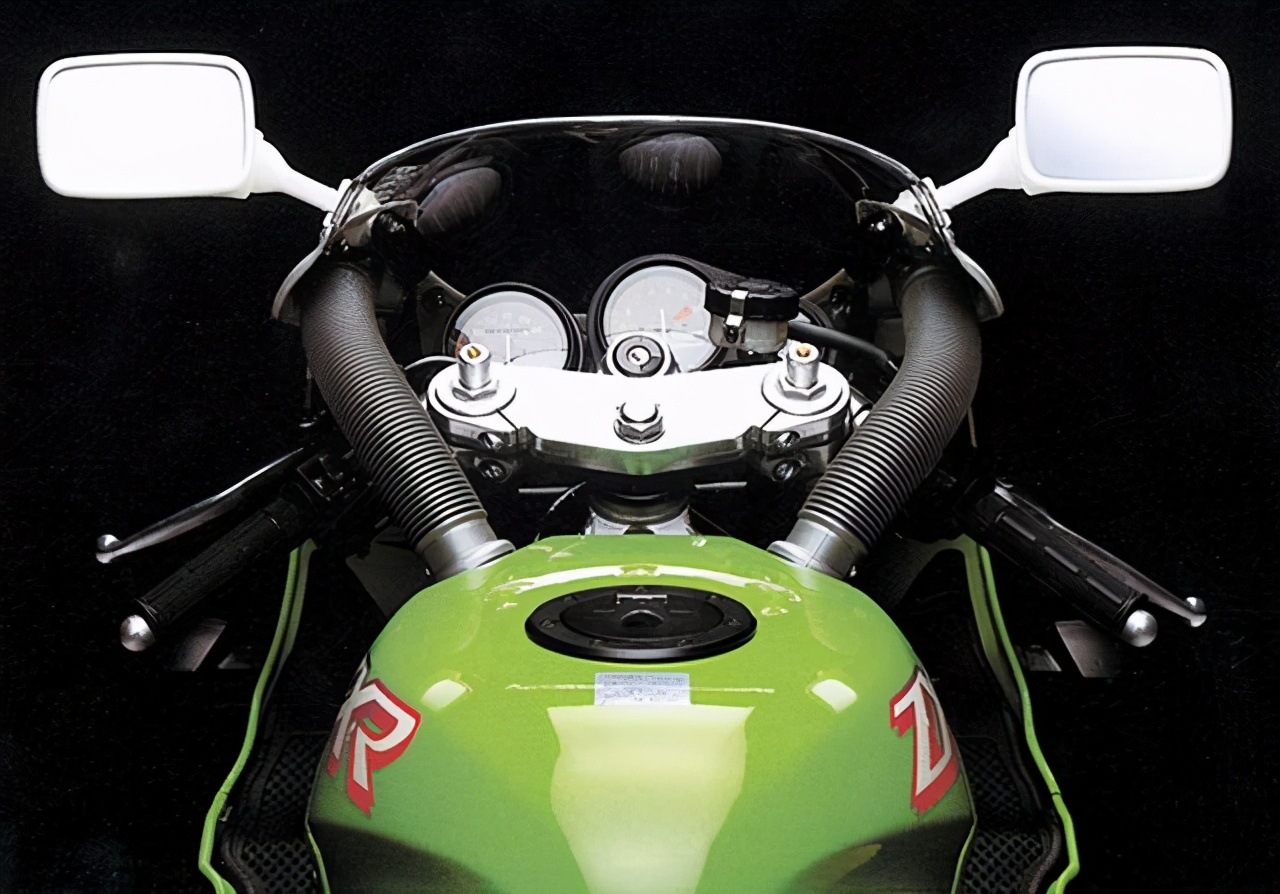 川崎排气口技,川崎的冲压进气技术