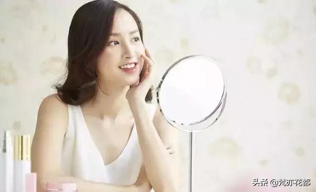 脸上的毛孔粗大该怎么护理,毛孔大怎么办3个妙招收缩毛孔