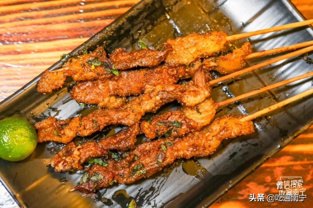 南宁东盟商务区烧烤摊,南宁2021烧烤店铺排行榜前十名