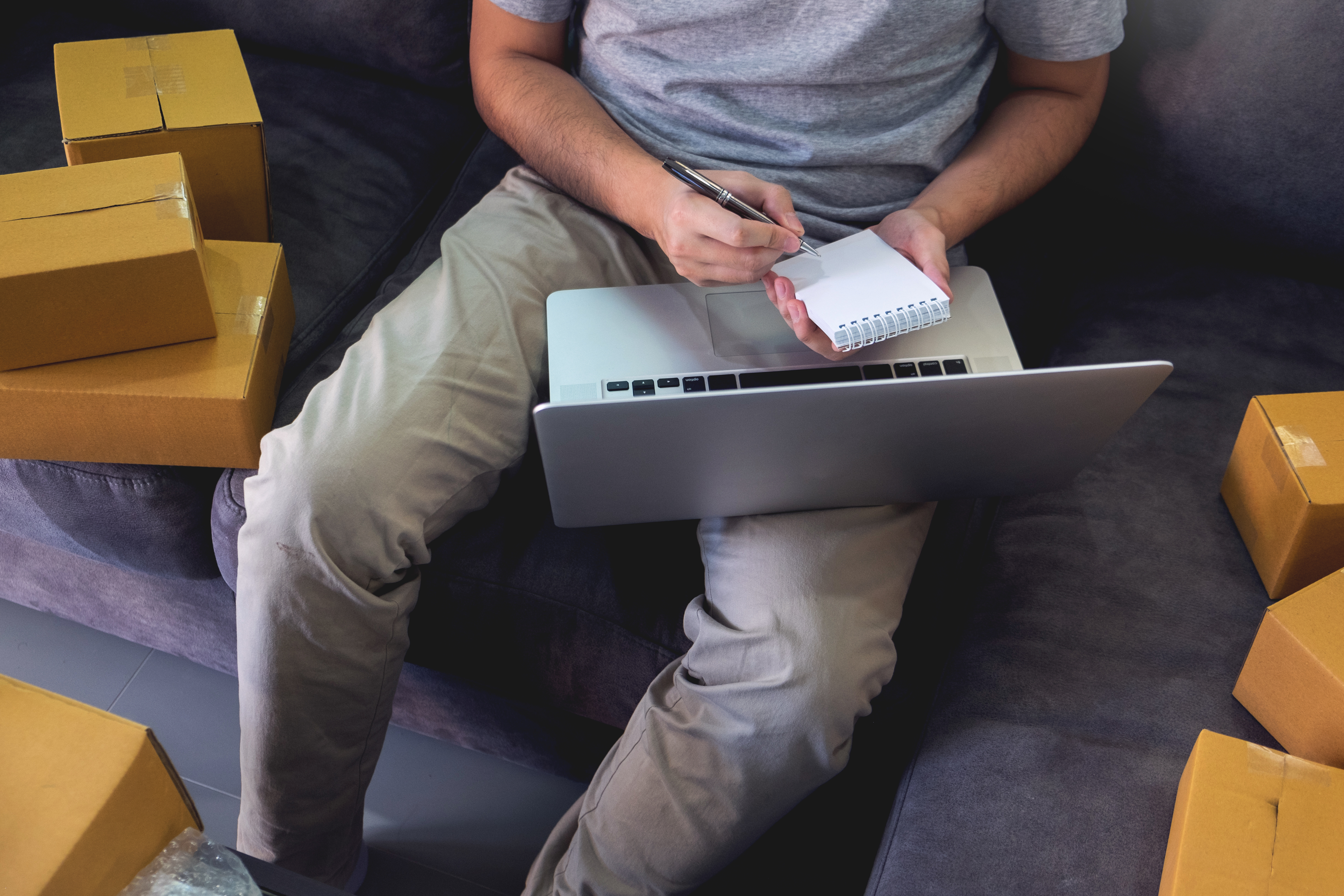 会计专业毕业应聘的岗位有,会计专业毕业就有会计证吗