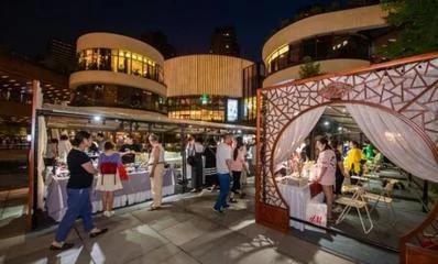 上海宝山有哪个大的购物中心,上海目前有什么购物中心