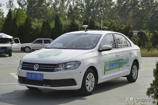 驾校机器人教练怎么用,机器人代替驾校教练