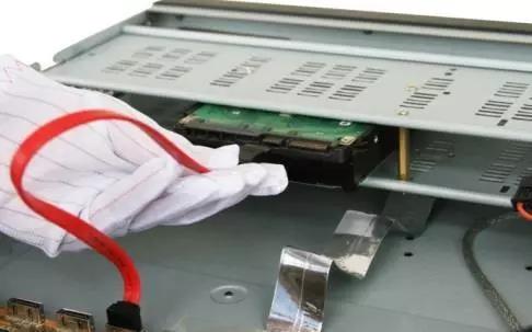 机械硬盘安装教程接线,主机硬盘接线安装教程图解