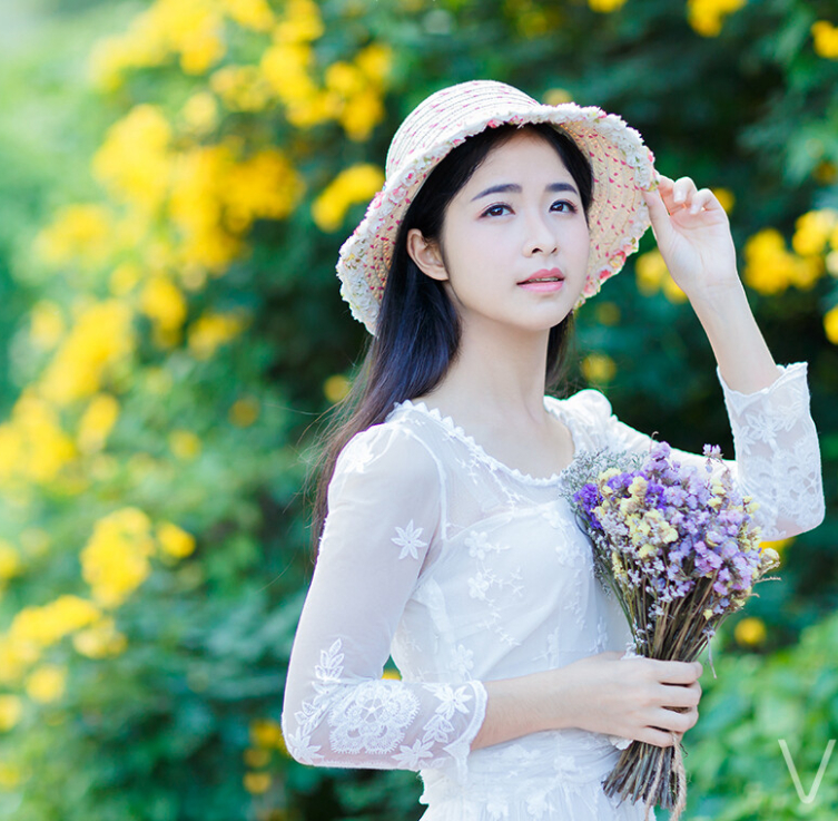 柿子树下人像照片拍照姿势,9个人像写真拍照姿势