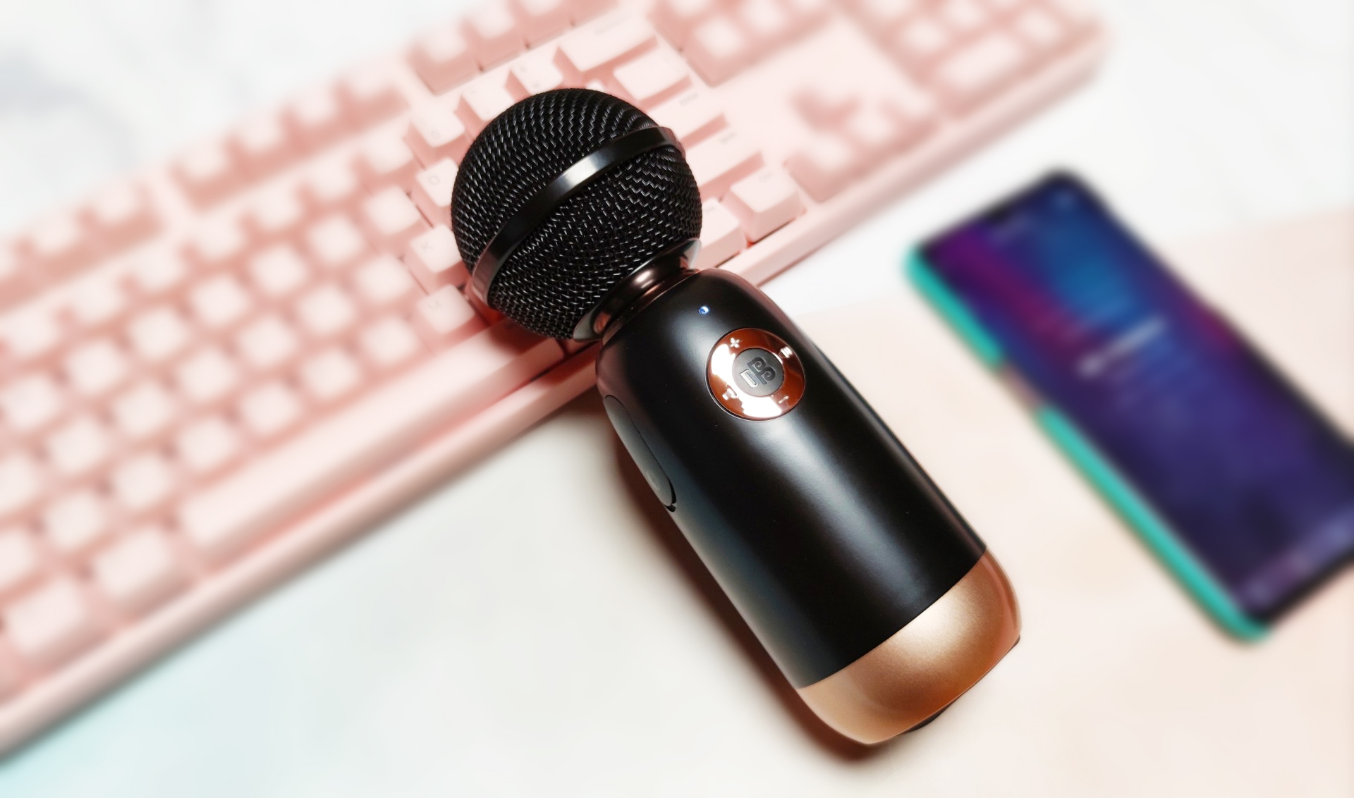 五音不全如何重启歌喉？李佳琦同款唱吧Q3体验，八种音效秒变歌王