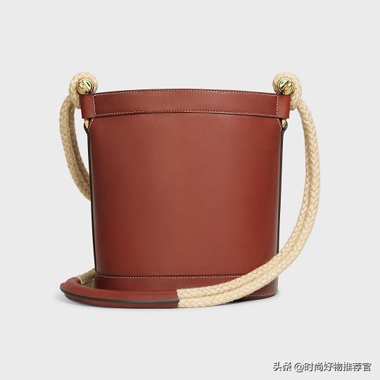 celine新包有刺鼻味道吗,celine同款风格