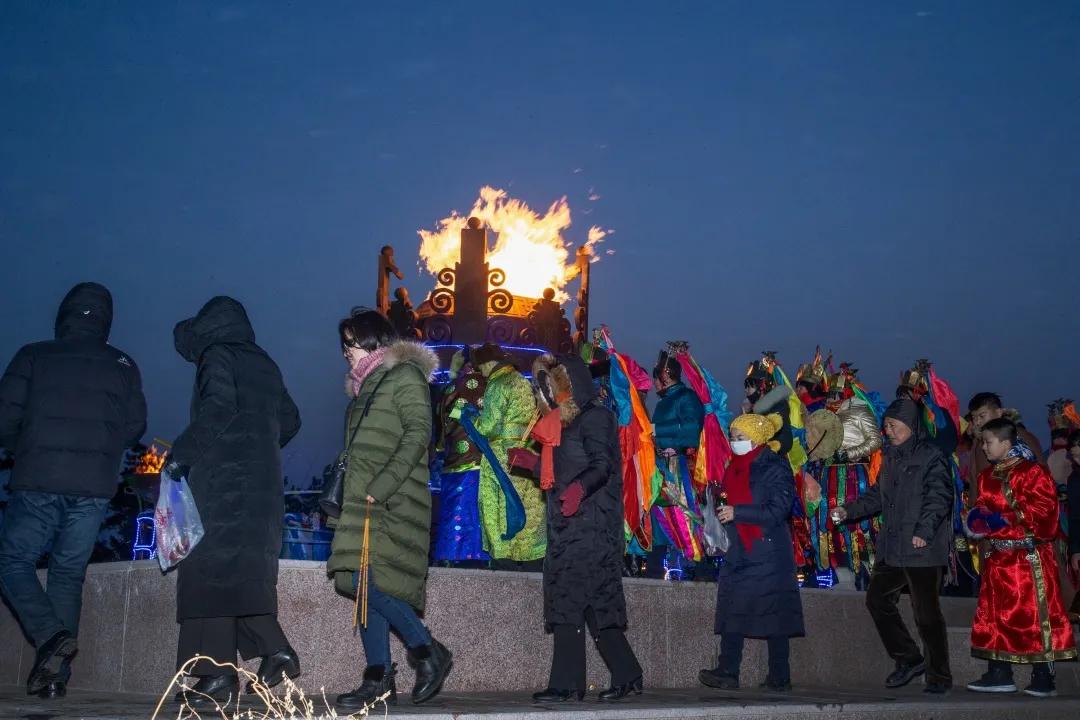 蒙古族过大年视频,直播蒙古族小年祭灶仪式