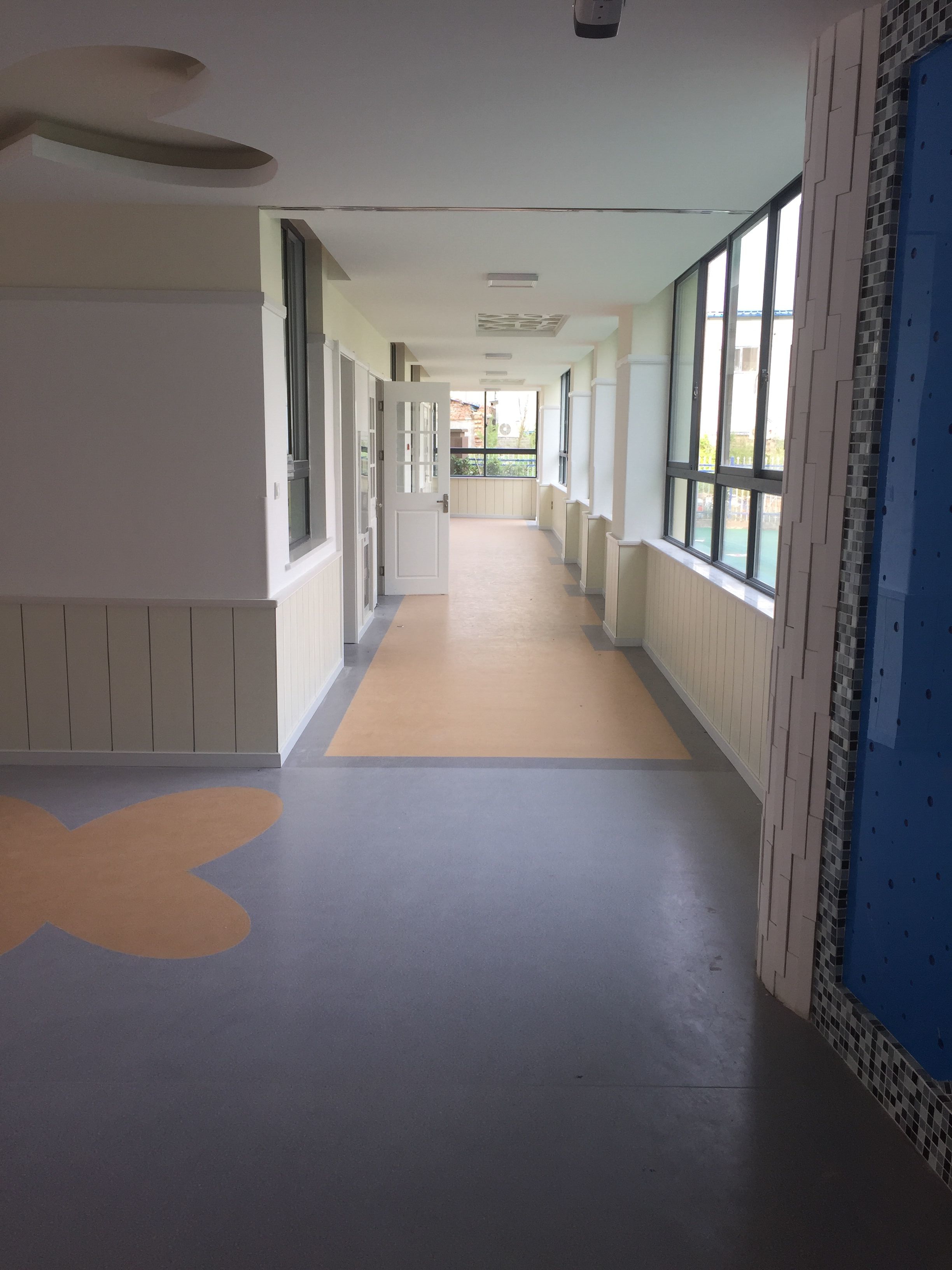 什么是pvc地胶,塑胶地板革和塑胶地板有什么区别