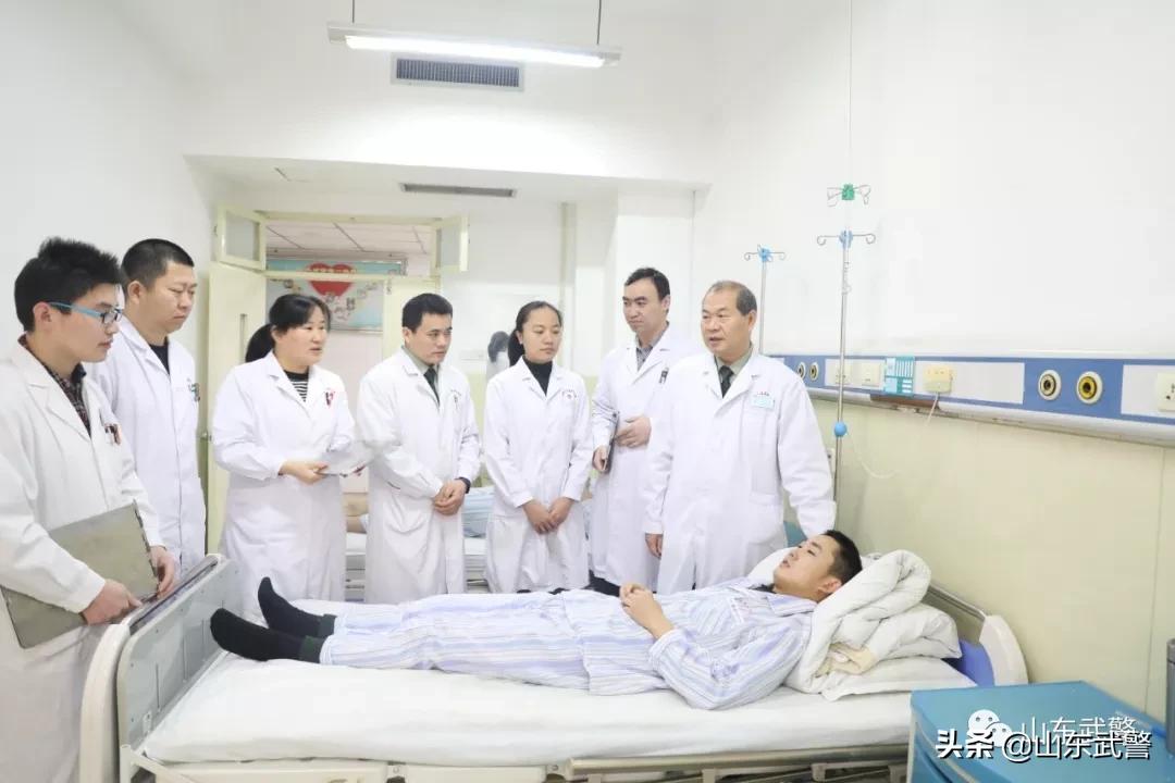 武警山东总队医院耳再造专家,喜报医院后续