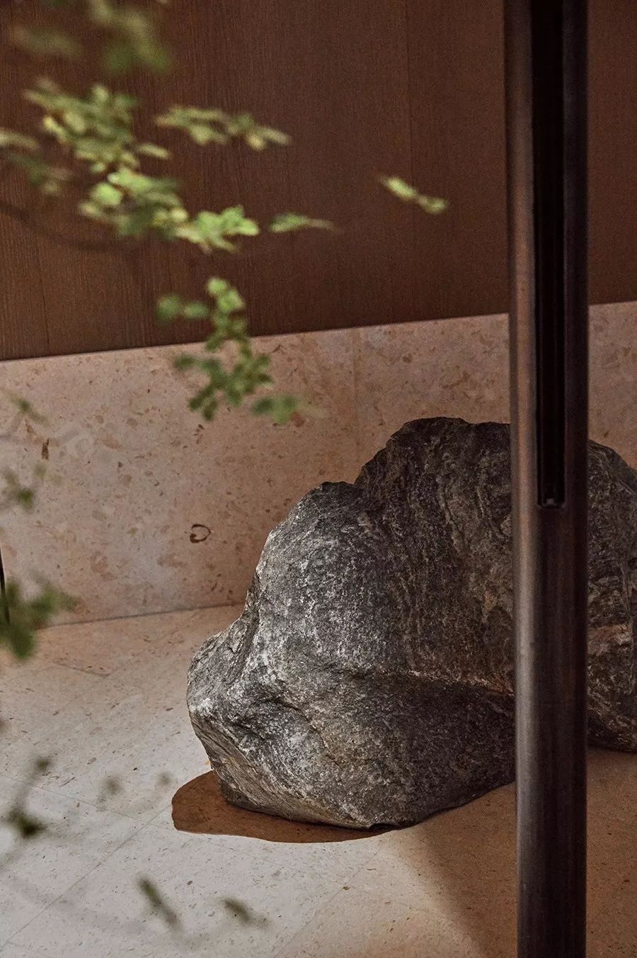 服装人要哭了！年利润4亿、估值90亿的喜茶竟然跨界服装行业？