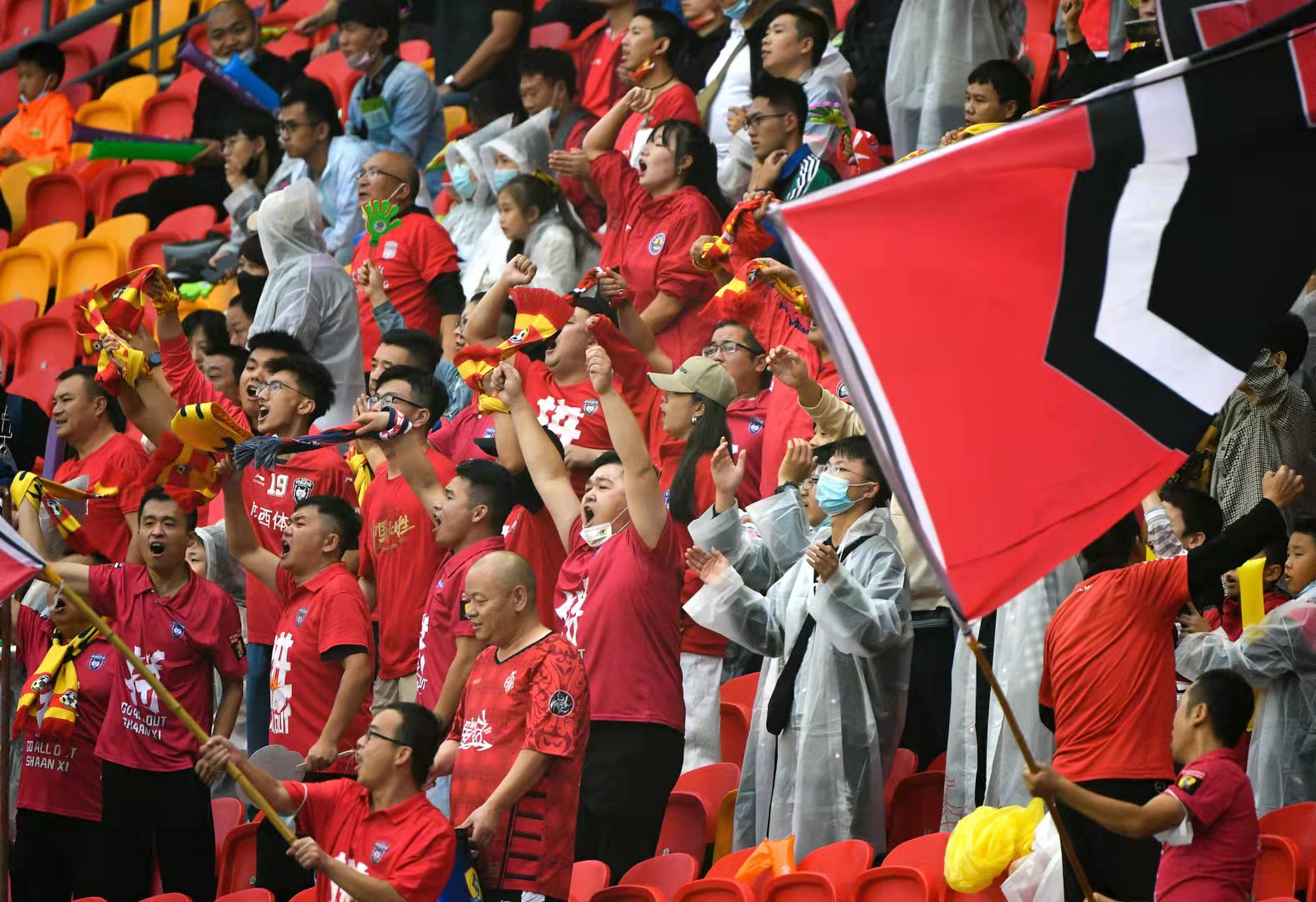 铜牌创造全运最佳战绩陕西玫瑰雨中怒放