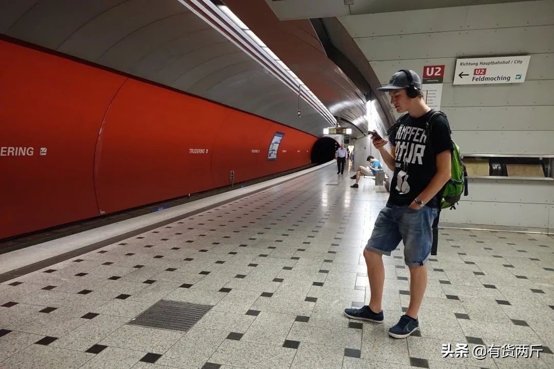 一站一景,一站一景地铁