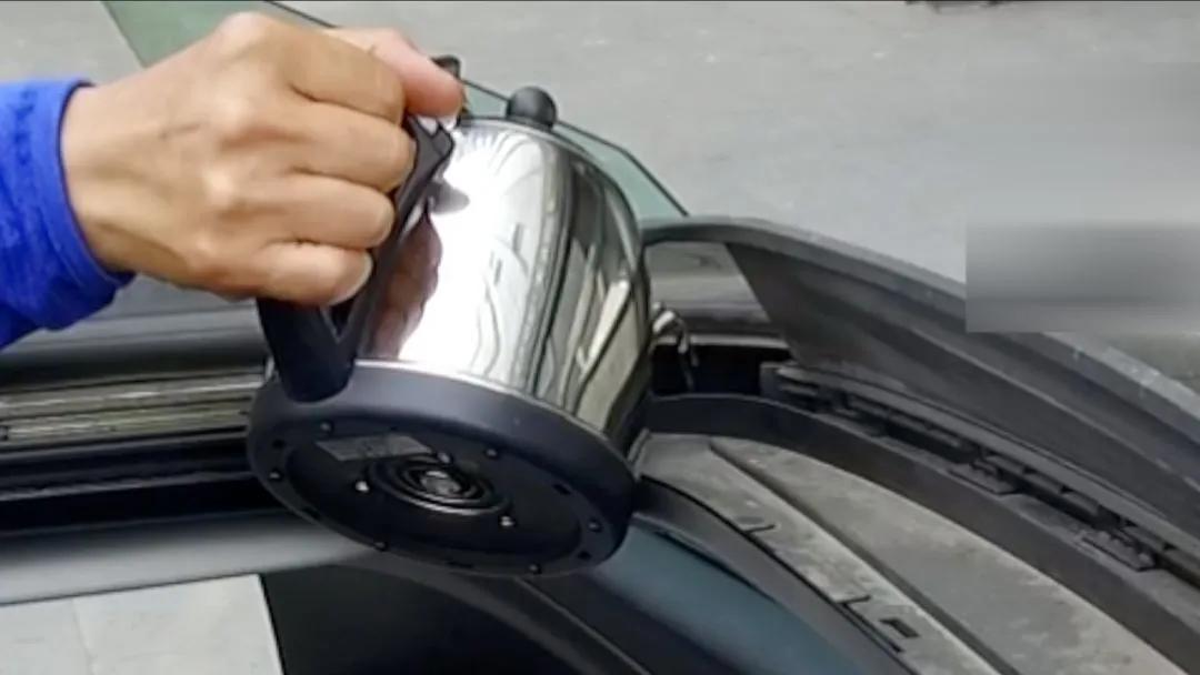 汽车天窗漏水,爱车漏水怎么办