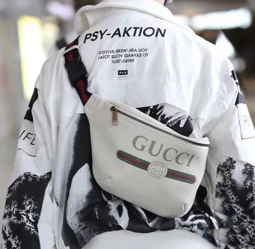 说背腰包土的，那是你不会背