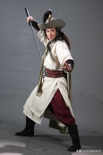 水浒传九纹龙史进精彩片段,水浒传九纹龙史进人物分析1000字