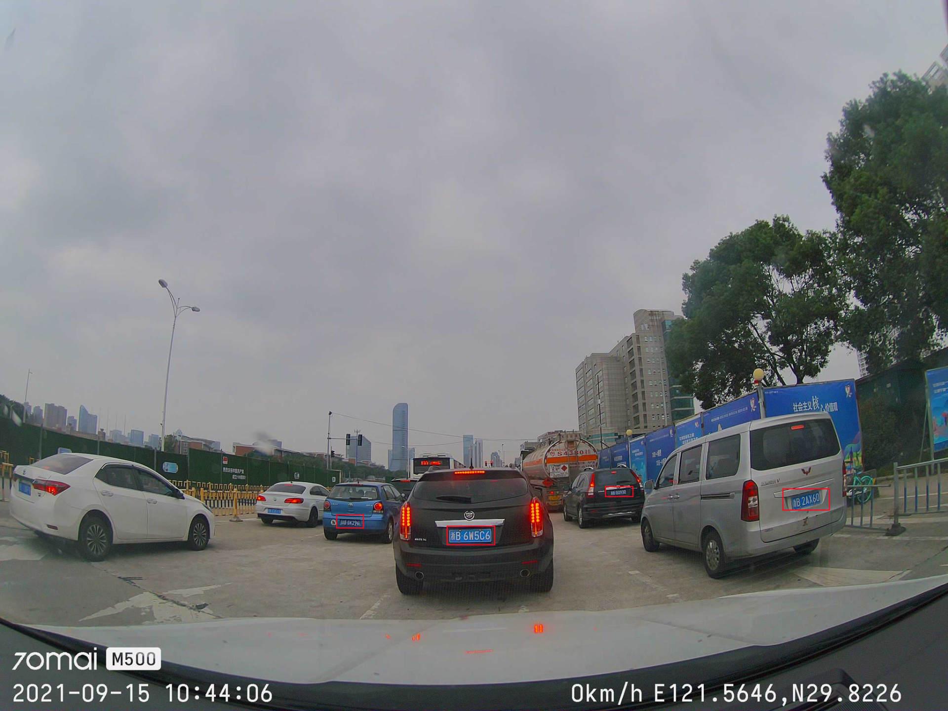 行车记录仪晚上能看清怎么选,行车记录仪都能在哪里看到