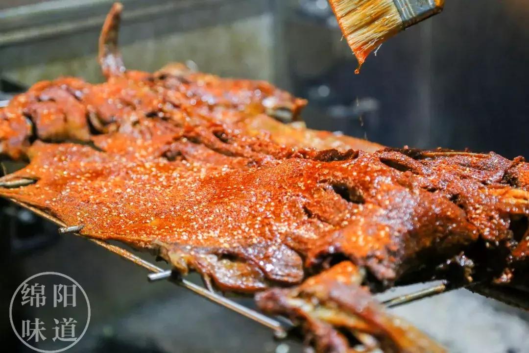 吃一只烤全羊,吃一只羊送一只羊