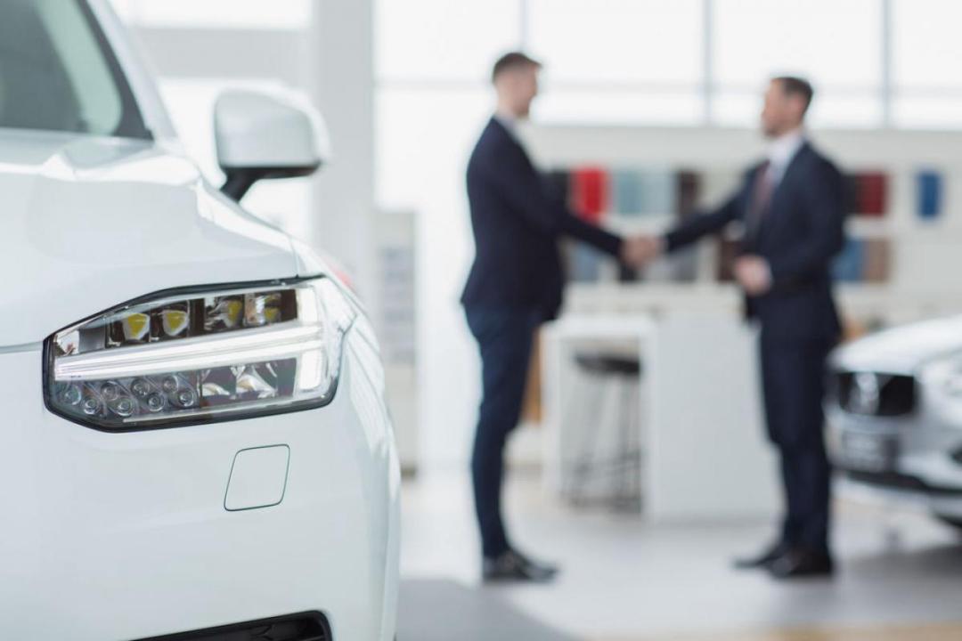 分期买车为什么比全款买车便宜,全款买车和免息贷款买车哪个好