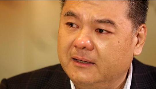 他是没有一技之长因伤退役的运动员,却从0开始开餐饮,身价上亿