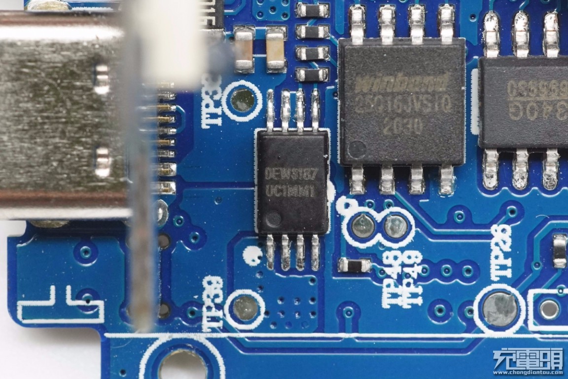 征拓20w快充拆解,征拓100w桌面充电器