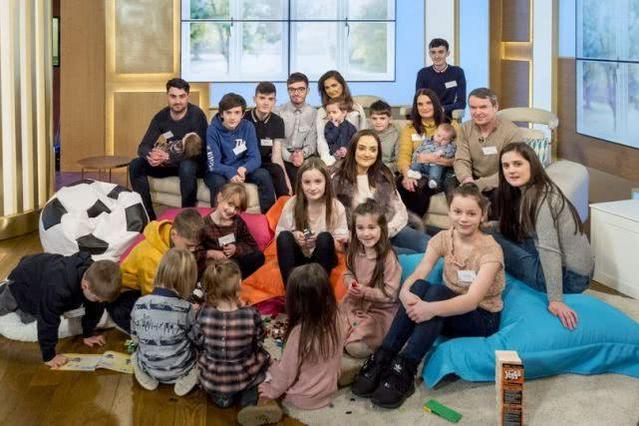 31岁妈妈生一个女儿,31岁已经生了3个娃