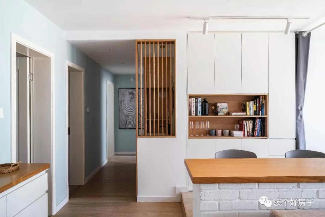 客餐厅吧台书柜一体隔断现代轻奢,客餐一体吧台怎么设计合理