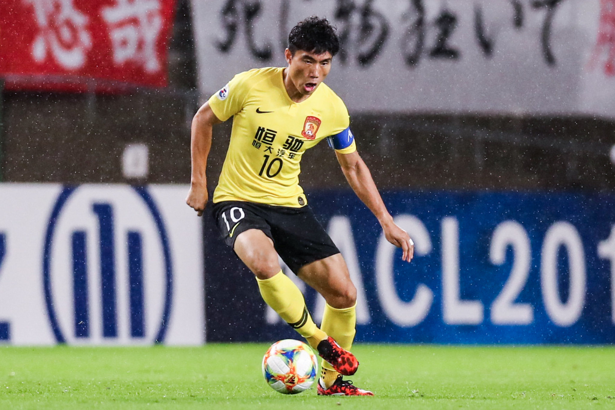 郑智最后一次冲击世界杯,郑智2002年为何没进国家队