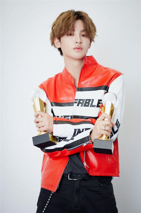 乐华七子next澳门演唱会黄明昊,乐华七子nextattention黄明昊